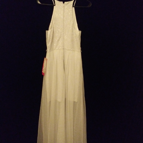 Dress - Picture 3 of 3